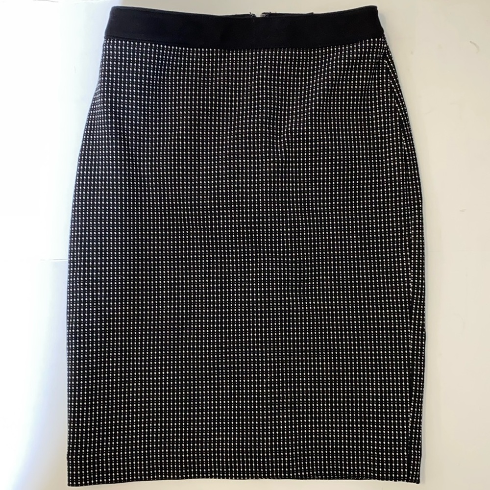 WHBM Black Pencil Skirt with White Stitching, Size 00